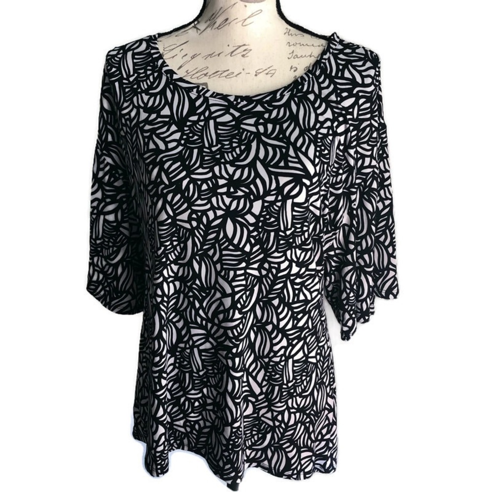 LIZ CLAIBORNE | Geometric Blouse Size M